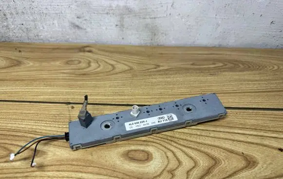 Audi Q7 4L Aerial antenna amplifier 4L0035225J