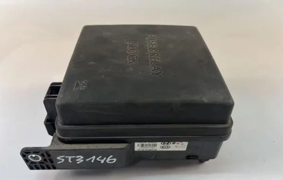KIA Ceed Fuse box set 919501H030