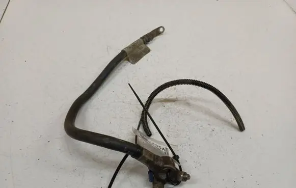 Opel Insignia A Positive cable (battery) 13238742