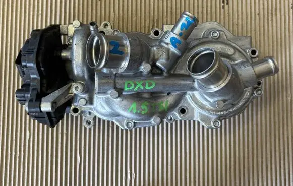 Volkswagen T-Roc Water pump 05E121117K