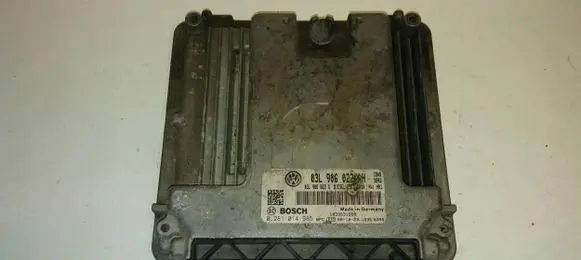 Volkswagen Golf VI Engine control unit/module 03L906022AH 03L906022G 0281014985