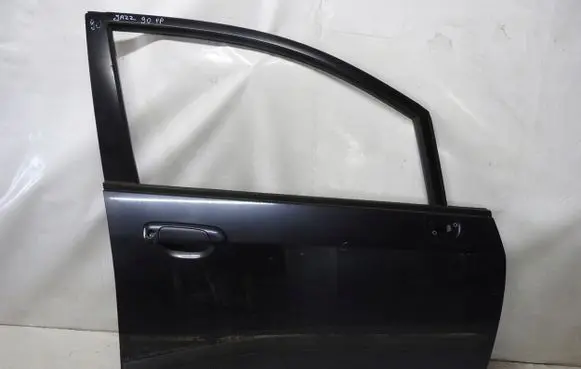 Honda FR-V Front door NH684P
