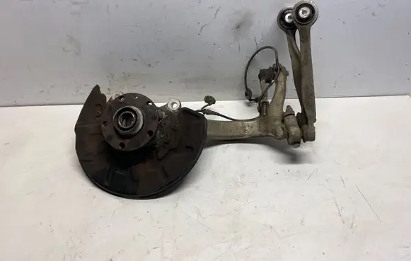 Audi A4 S4 B7 8E 8H Front wheel hub spindle knuckle