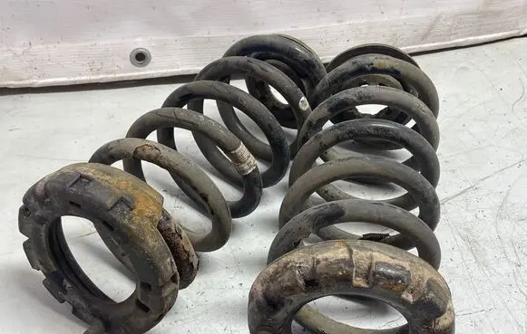 Opel Insignia A Front coil spring 