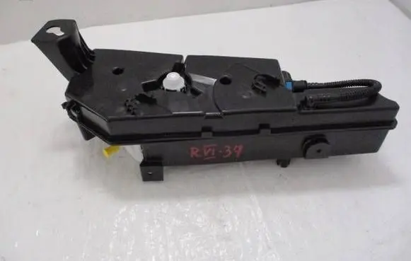 Citroen Berlingo FAP fluid tank 9821336080