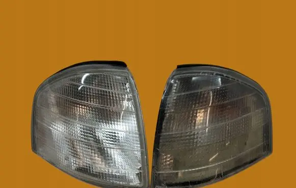 Mercedes-Benz C W202 Front indicator light 