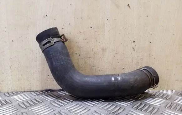 Subaru Forester SH Engine coolant pipe/hose