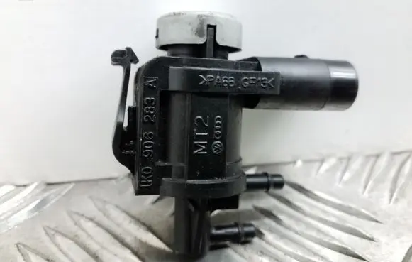 Volkswagen Golf VI Turbo solenoid valve 1K0906283A