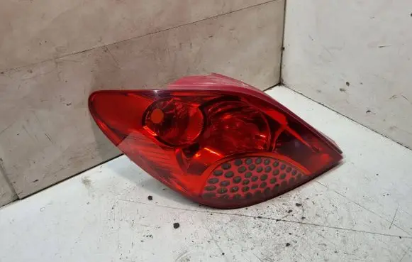 Peugeot 207 Rear/tail lights