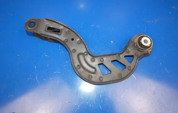 Mercedes-Benz CLA C117 X117 W117 Rear control arm A2463501006