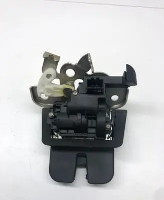 Audi A4 S4 B8 8K Tailgate/trunk/boot lock/catch/latch