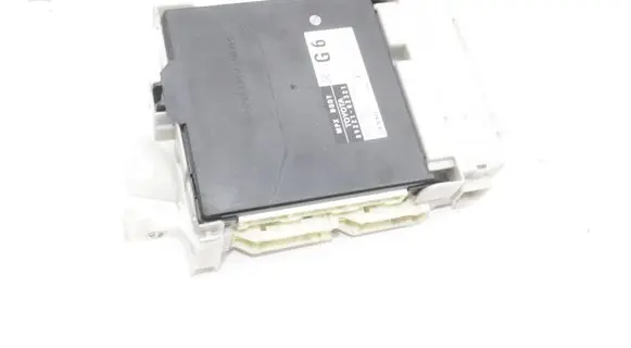 Toyota Auris 150 Central body control module 8922102321