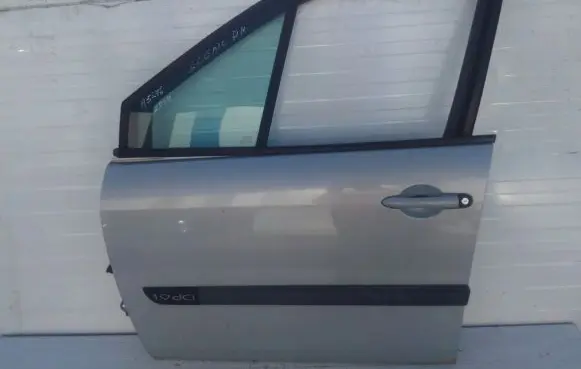 Renault Scenic II - Grand scenic II Front door pilka