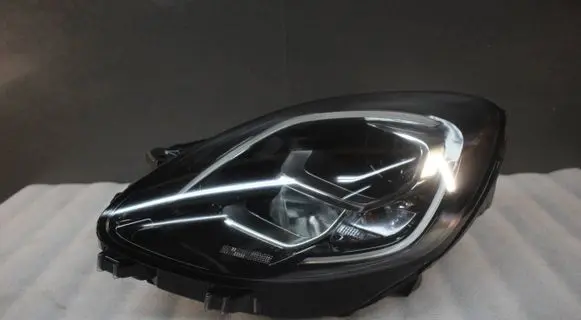 Ford Puma Headlight/headlamp L1TB13E015EH 90202257