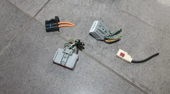Volvo V70 Sound system wiring loom 31260540AA 34W485D