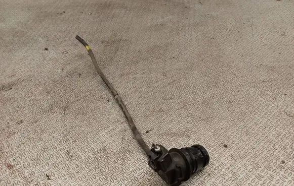 Lexus IS 220D-250-350 Windscreen/windshield washer pump 8533060190