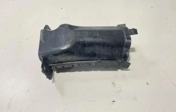 BMW 4 G22 G23 G24 G26 Intercooler air guide/duct channel 5A32063 8739153