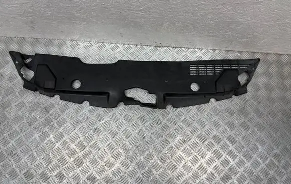 Toyota Corolla Verso AR10 Radiator trim 532890F011 532890F010