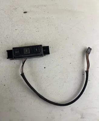 Jeep Grand Cherokee (WJ) Seat memory switch 