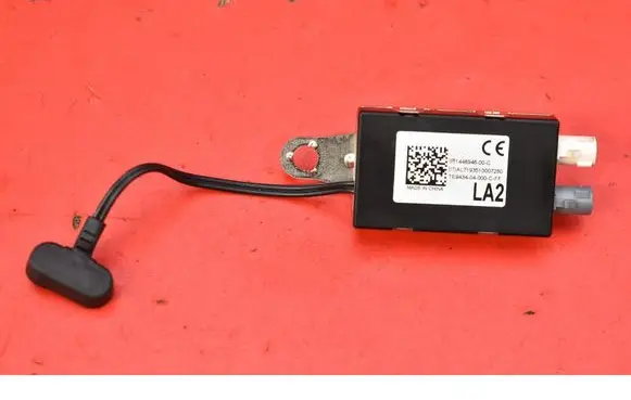 Tesla Model S Sound amplifier 1448946-00-C