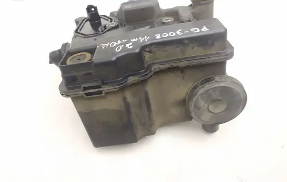 Peugeot 3008 I Oil breather separator 9670033180