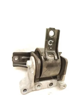 Mitsubishi ASX Engine mount bracket