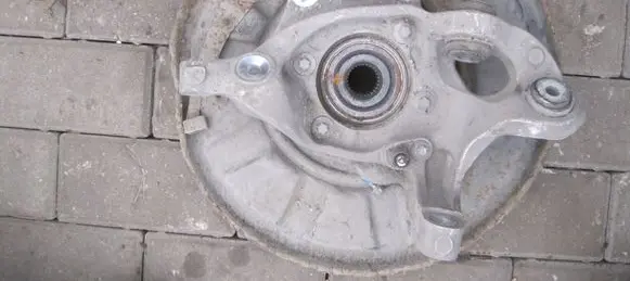 Mercedes-Benz E W212 Rear wheel hub spindle/knuckle 