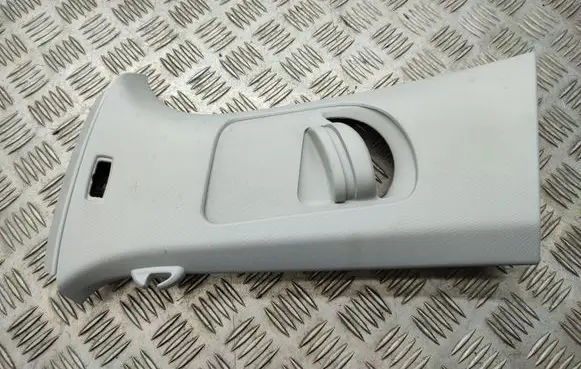 Volkswagen Golf VII (B) pillar trim (top)