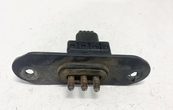 Mercedes-Benz R W251 Front door sensor 2c1t14a668ad 2c1t-14a658-ad