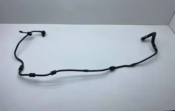 BMW 5 F10 F11 Vacuum line/pipe/hose 10688000385