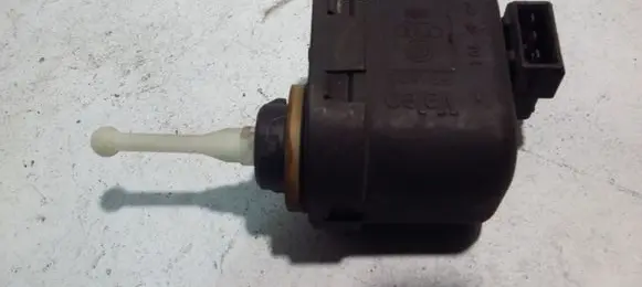 Audi A4 S4 B5 8D Headlight level adjustment motor 6K5941295