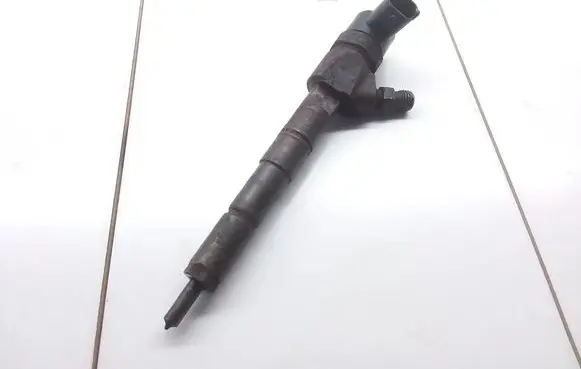 Alfa Romeo 159 Fuel injector 0445110243 8ZZ5BK7AA