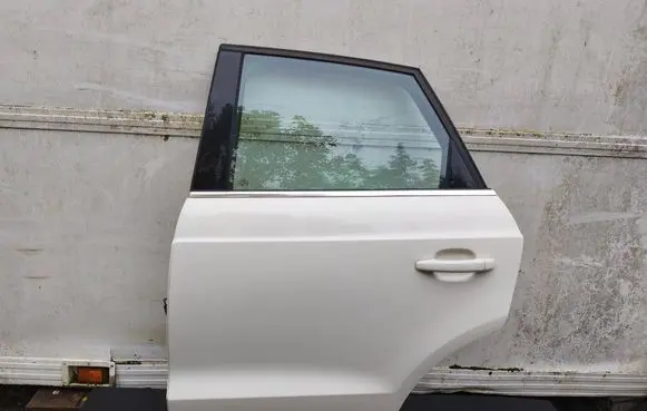 Rear door