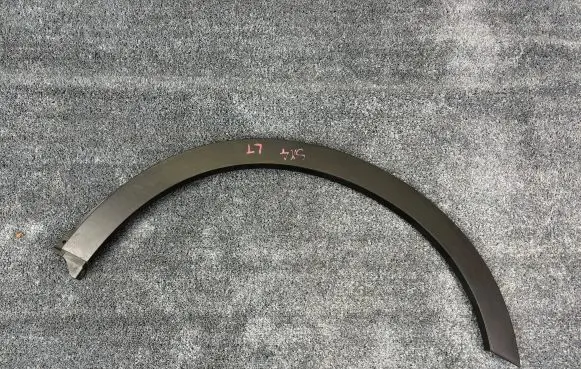 Suzuki SX4 S-Cross Rear arch trim 77261-61M0 L724