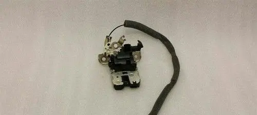 Audi TT TTS RS Mk3 8S Tailgate boot lock/latch motor 8R0827505