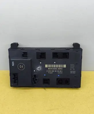 Mercedes-Benz CLK A209 C209 Door control unit/module 2098202026 353386
