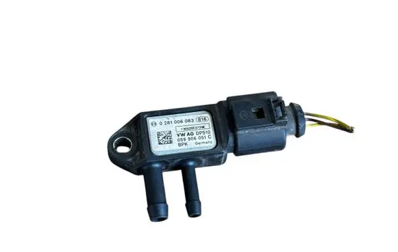 Seat Ibiza IV (6J,6P) Exhaust gas pressure sensor 0281006083 059906051C 130629T0739E