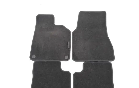 Renault Twingo III Car floor mat set 8201476007