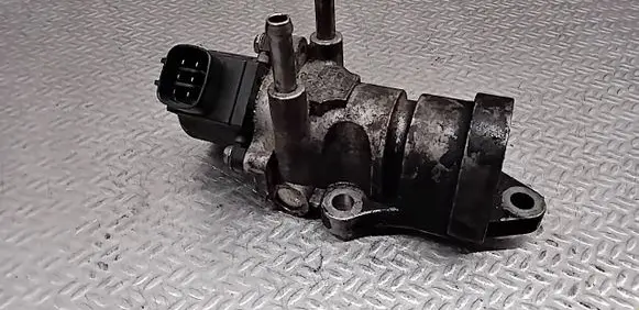 Toyota Avensis T250 EGR valve 2562027090 1350008110