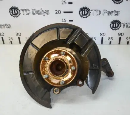 Ford Kuga II Rear wheel hub