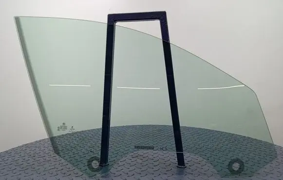 BMW 3 F30 F35 F31 Front door window glass four-door 7425394