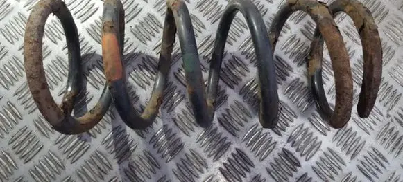 Toyota Avensis Verso Rear coil spring