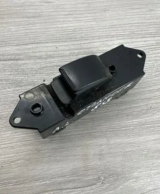Mitsubishi Outlander Electric window control switch 8608A062 2387D1