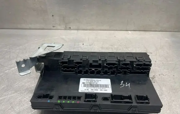 Mercedes-Benz E W211 Comfort/convenience module 2115452201 5DK00804760