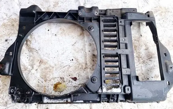 Citroen C5 Radiator cooling fan shroud 