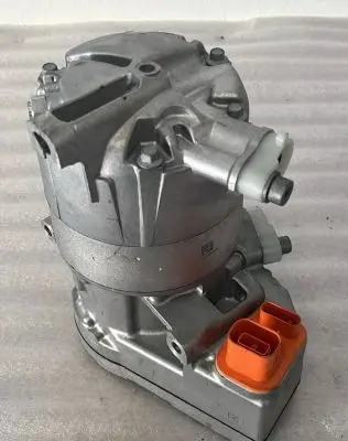 Audi e-tron Air conditioning (A/C) compressor (pump) 4KE816797A