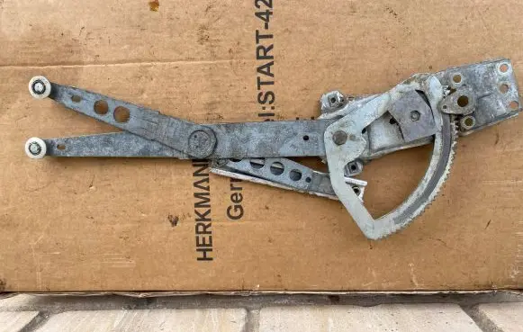 Jaguar XJ X40 Front window lifting mechanism without motor 0ZWLA