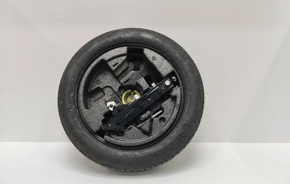 BMW 5 E60 E61 R17 spare wheel 6758778