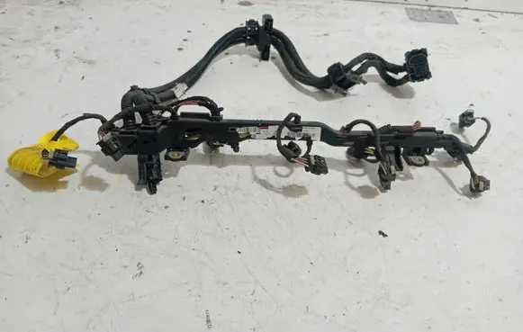 BMW 5 G30 G31 G38 Fuel injector wires 8693370 12521 53781210
