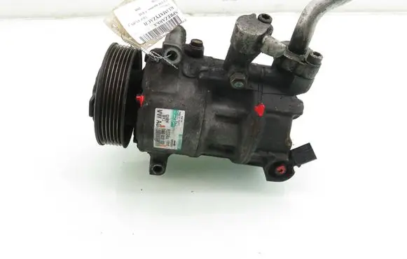 Volkswagen Tiguan Air conditioning (A/C) compressor (pump) 5N0820803